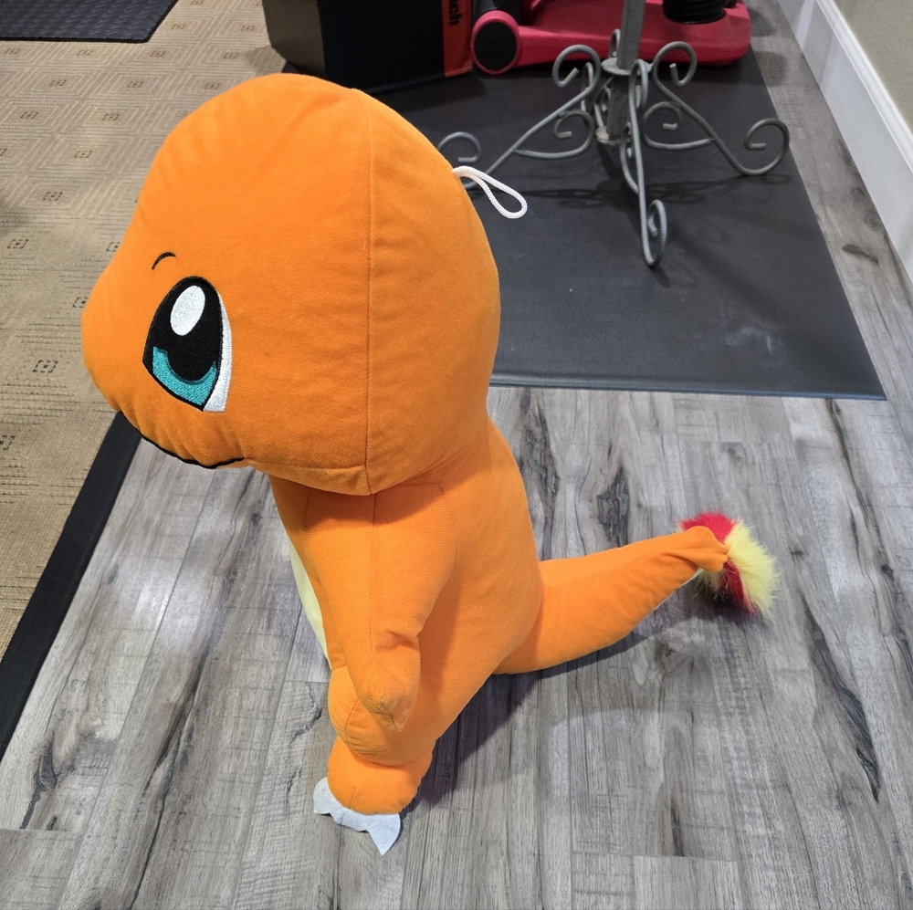 Pokemon Charmander Plush - Picture 9 of 11